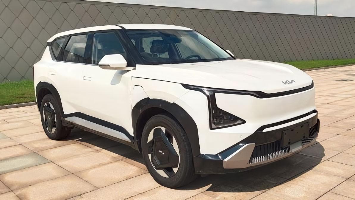 В Китае досрочно раскрыли электромобиль Kia EV5