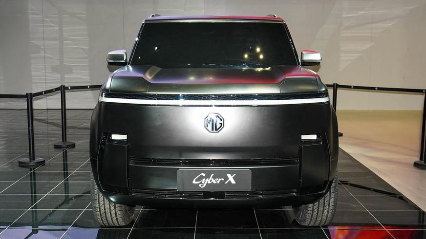 MG Cyber Х напомнил прошлое выдвижными фарами