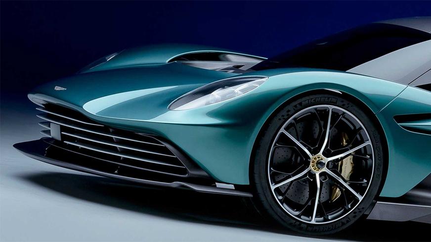Дебютировал серийный Aston Martin Valhalla