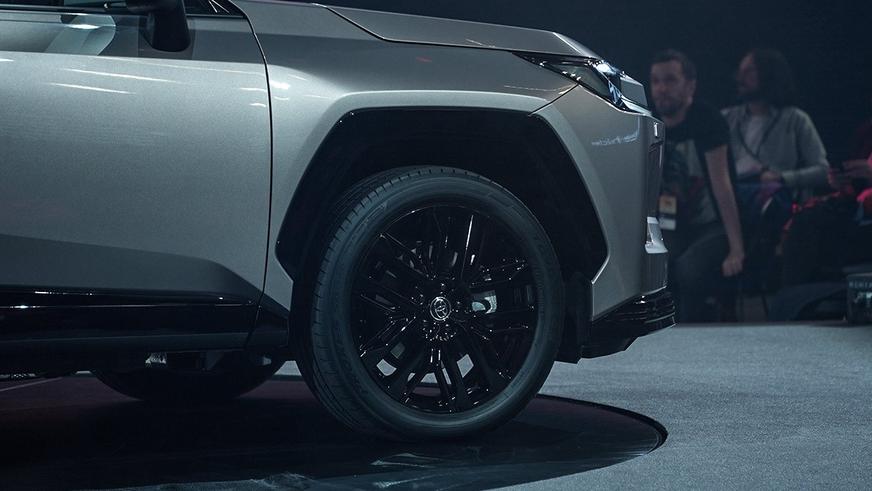 Toyota представила новый RAV4