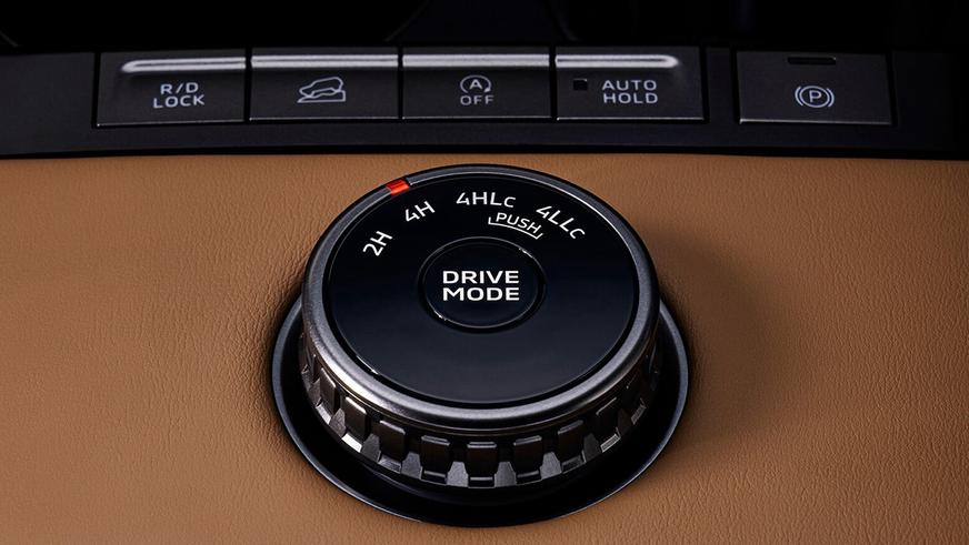 Каким вышел новый Mitsubishi Pajero: фото и характеристики