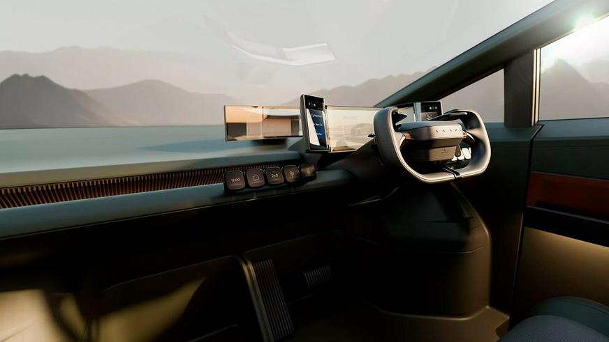 Lexus LS стал роскошным вэном с шестью колёсами