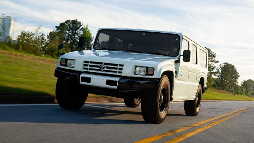 Редкий Toyota Mega Cruiser с левым рулём продают в США