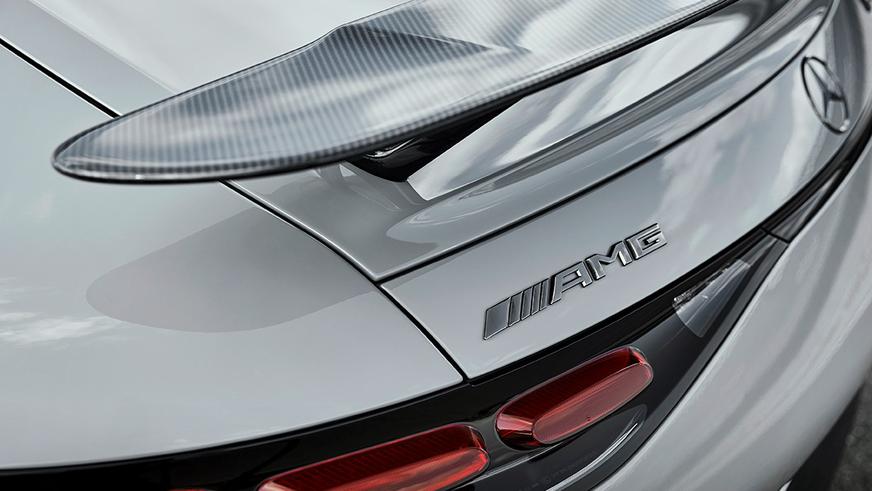 У Mercedes-AMG GT63 появилась версия Pro