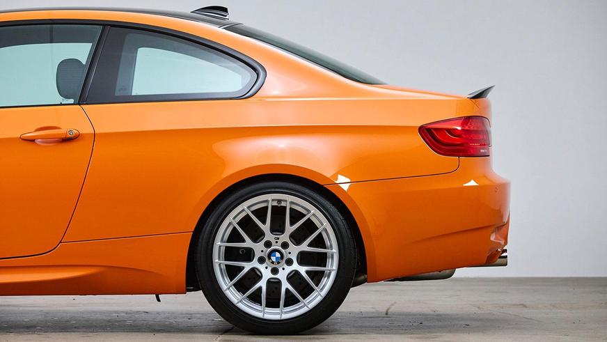 За BMW M3 с V8 готовы заплатить 200 000 долларов на торгах