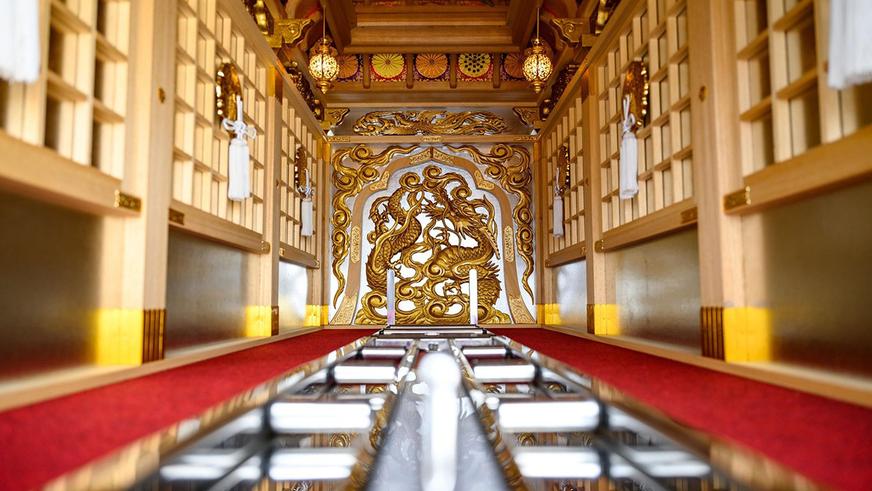 Необычный катафалк продали на торгах в США