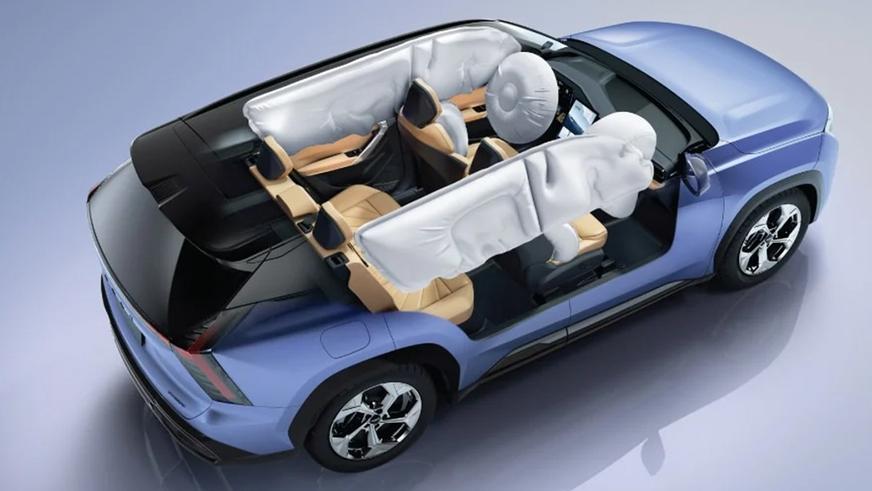 Geely анонсировала новый кроссовер для Казахстана