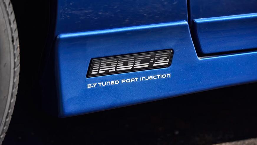 В продаже появился новый 35-летний Chevrolet Camaro