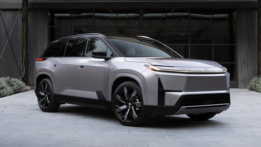 Новый Toyota Highlander выйдет на рынок не ранее 2027-го