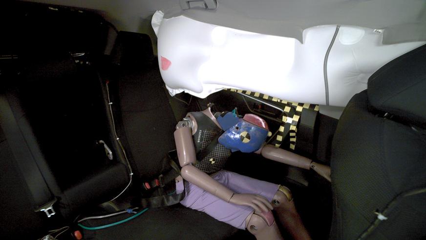 Девять из пятнадцати кроссоверов провалили новый краш-тест IIHS