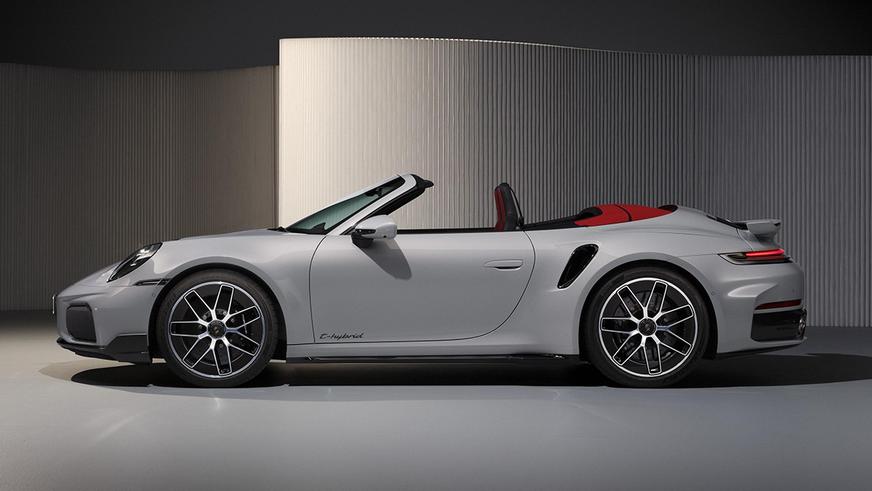 Porsche 911 Turbo S обновился и стал сверхмощным гибридом