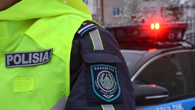 Полиция таяқ ұстап жол жиегінде тұра алады