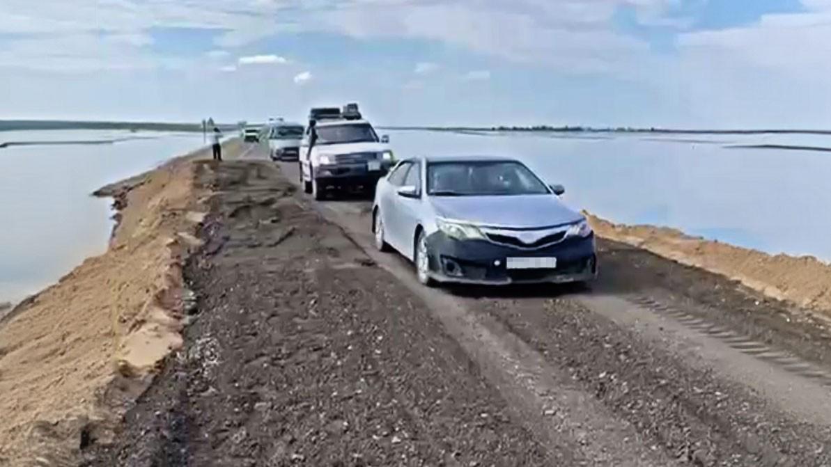 Оралдан Махамбет ауылына баратын жол жөнделді