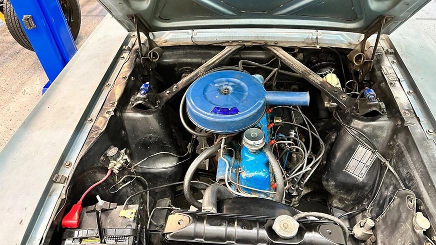 На торги выставили Ford Mustang, простоявший в гараже более 30 лет