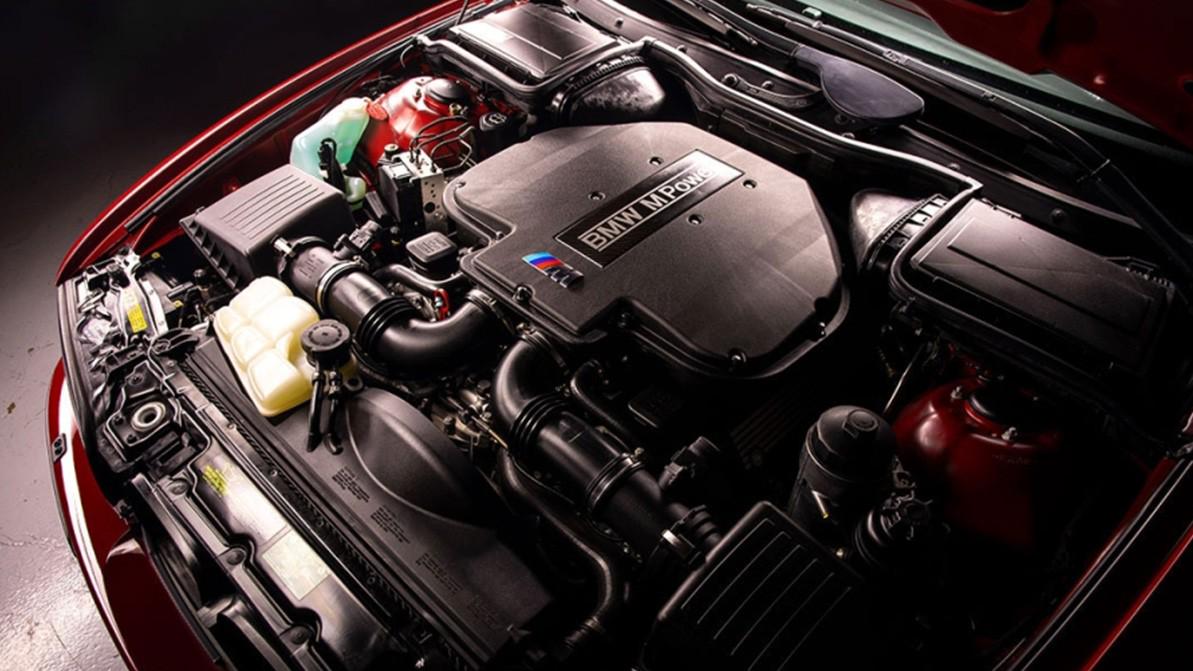 Двадцатилетний BMW M5 оценили дороже Porsche 911 Turbo