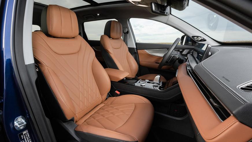 В России назвали цены на трёхмоторный Chery Tiggo 8 Pro e+