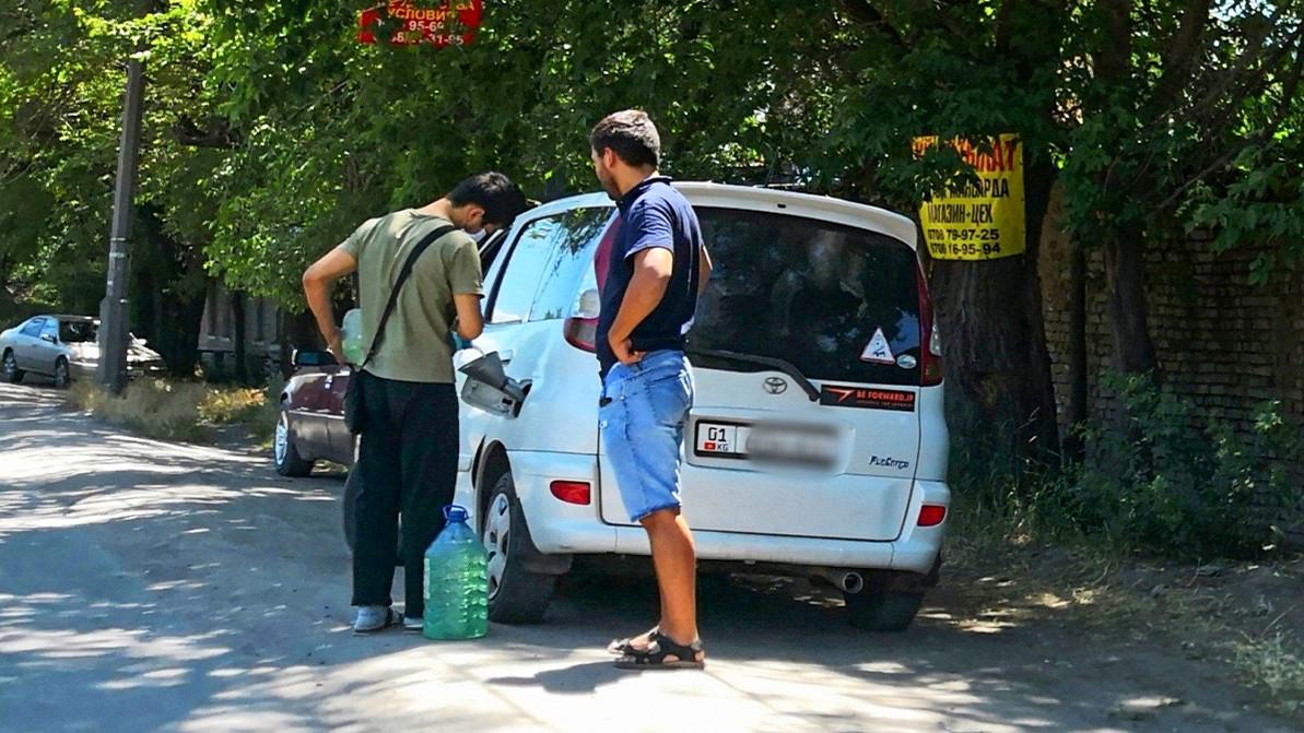 Заңсыз жанармай таситындар көбейіп барады