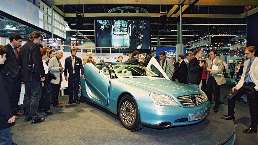 Концепт W220 стоимостью под 10 млн долларов с джойстиком вместо руля