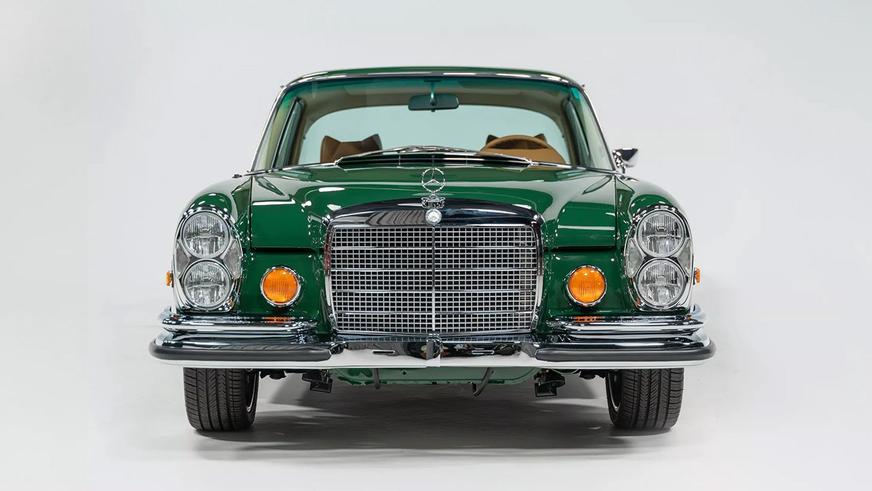 Классический Mercedes-Benz 280SE стал рестомодом за 500 000 долларов
