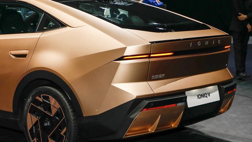 Дебютировал Ioniq&nbsp;V: кузов-горка и&nbsp;шустрый автопилот