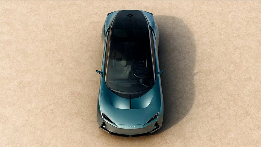 Lexus LS стал роскошным вэном с шестью колёсами