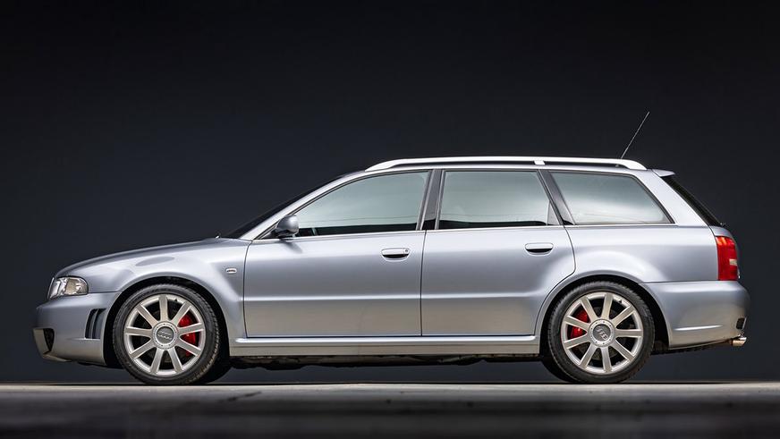 За первое поколение Audi RS4 заплатили 175 000 долларов