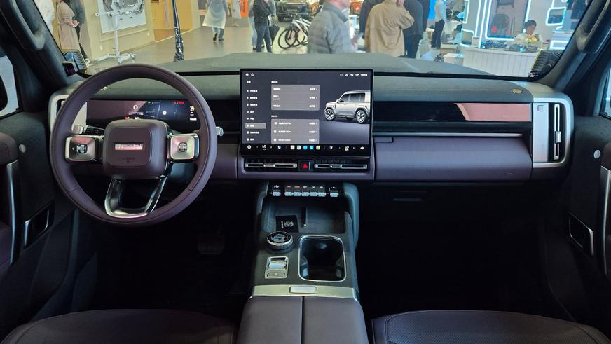 Автосалон по-пекински: что нового придумал китайский автопром?