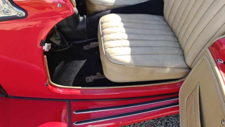 Обнаружен 74-летний родстер MG с пробегом всего 1340 км