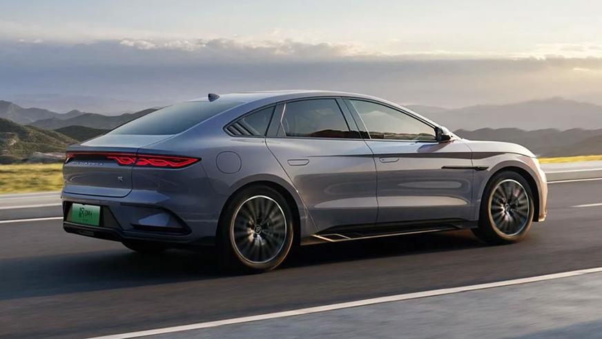 Представлено обновлённое семейство BYD Han: богаче и дешевле