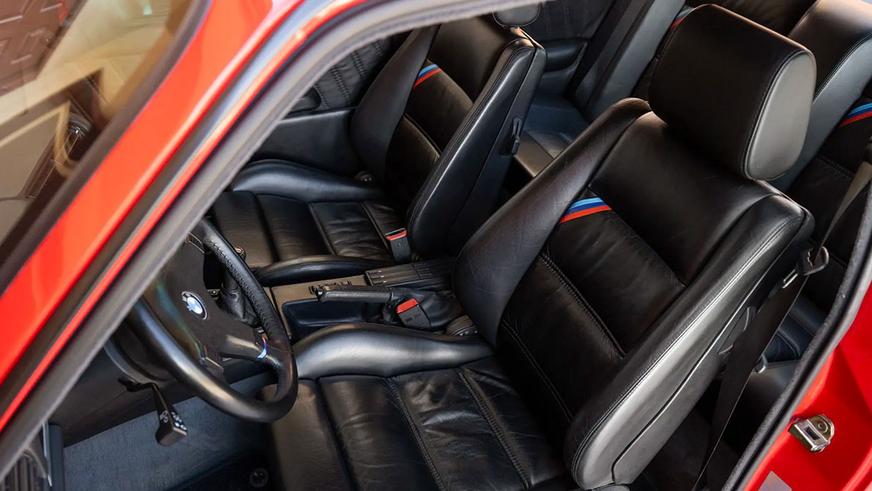 Очень редкую BMW M3 хотят продать за 200 тысяч долларов