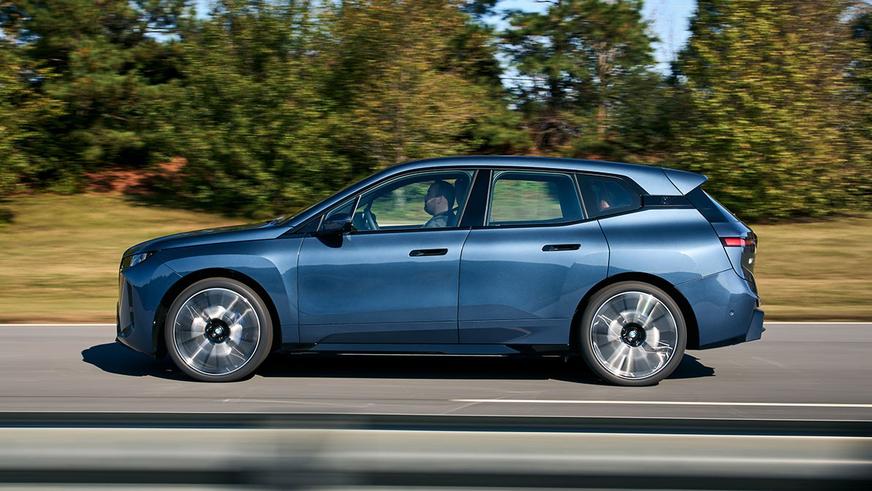 Электрический BMW iX стал дальнобойнее и быстрее
