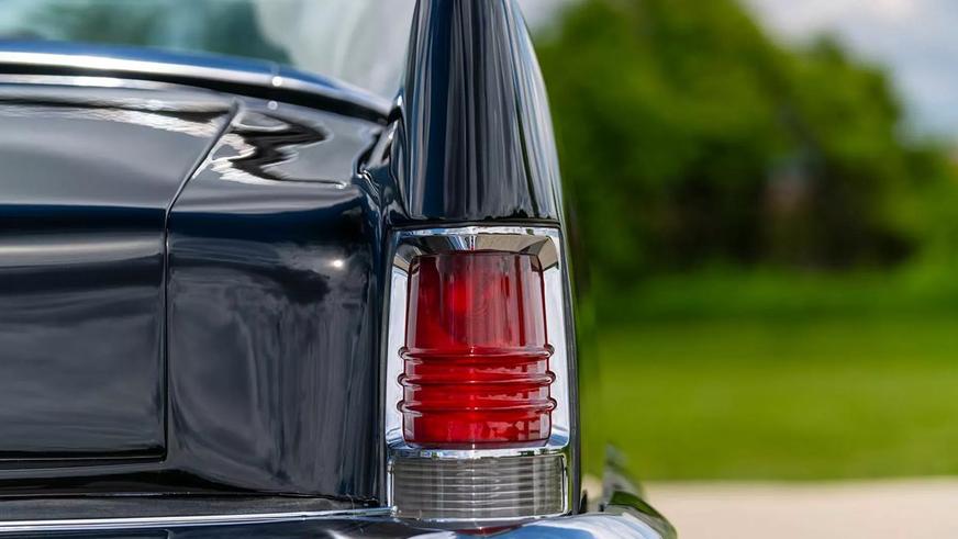 Уникальный Chrysler с необычным дизайном выставят на торги