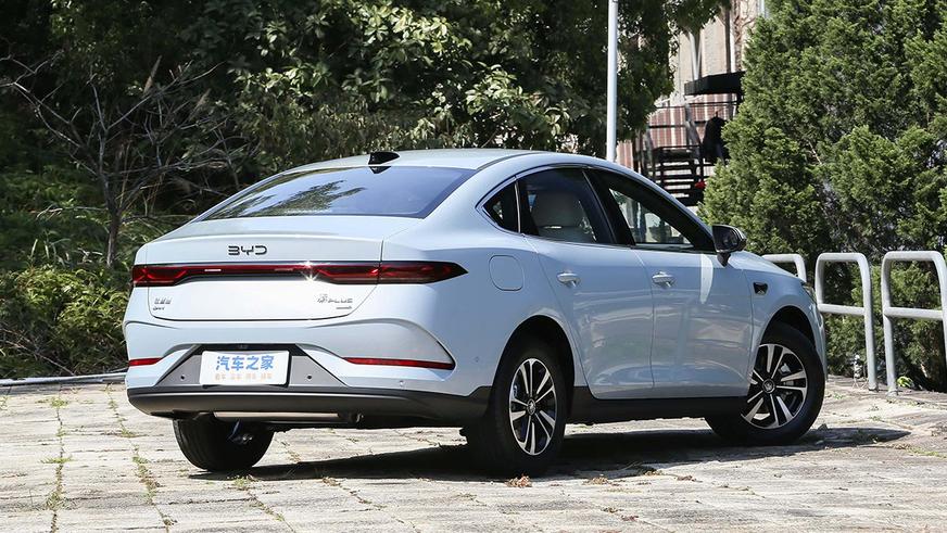 Новые, но неофициальные авто до 8 млн тенге: что можно купить в Казахстане