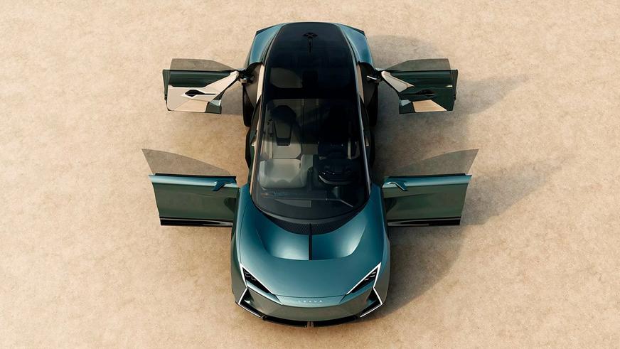 Lexus LS стал роскошным вэном с шестью колёсами