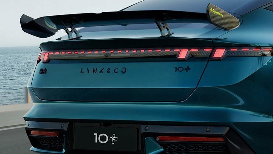 Geely заявила о рекордной скорости зарядки электромобиля