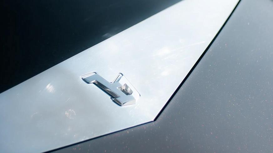 С молотка уйдёт один из самых странных суперкаров Bertone