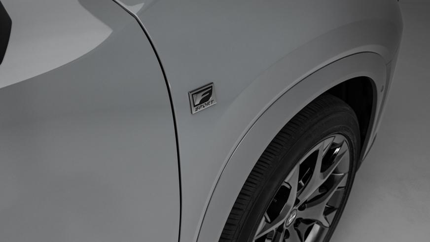 Представлен совершенно новый Lexus TX: три мотора и полный привод как опция