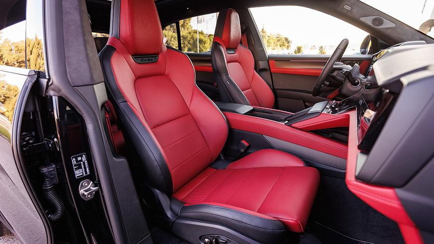 Электрический Porsche Cayenne добрался до Казахстана. Сколько стоит?