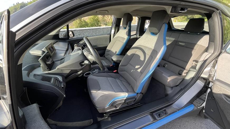 Электромобили на Kolesa.kz. Что есть в продаже