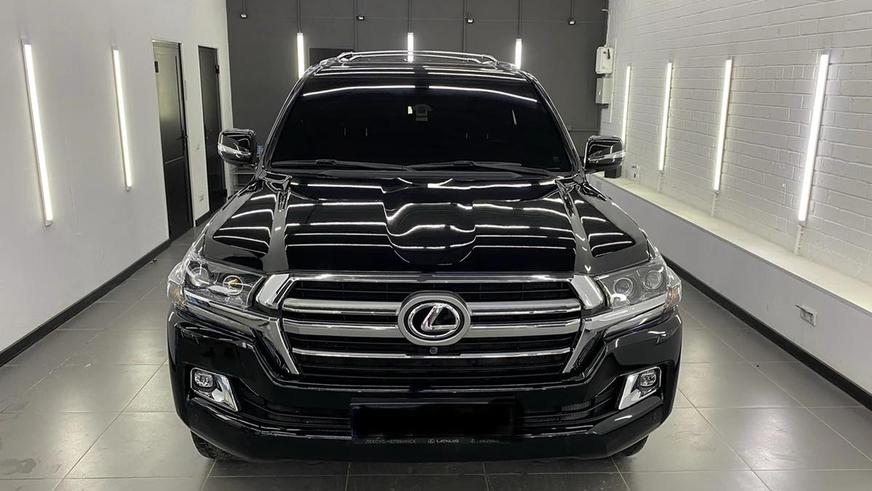 Lexus LX 570 превратили в Land Cruiser 200