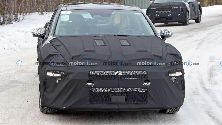 Обновлённая Hyundai Sonata отличится полным приводом