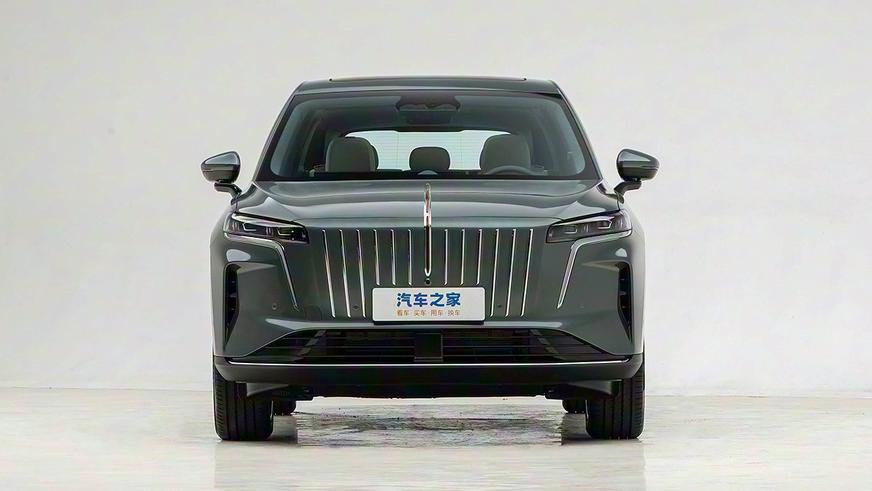 Hongqi HS6 стал самым дальнобойным гибридным кроссовером