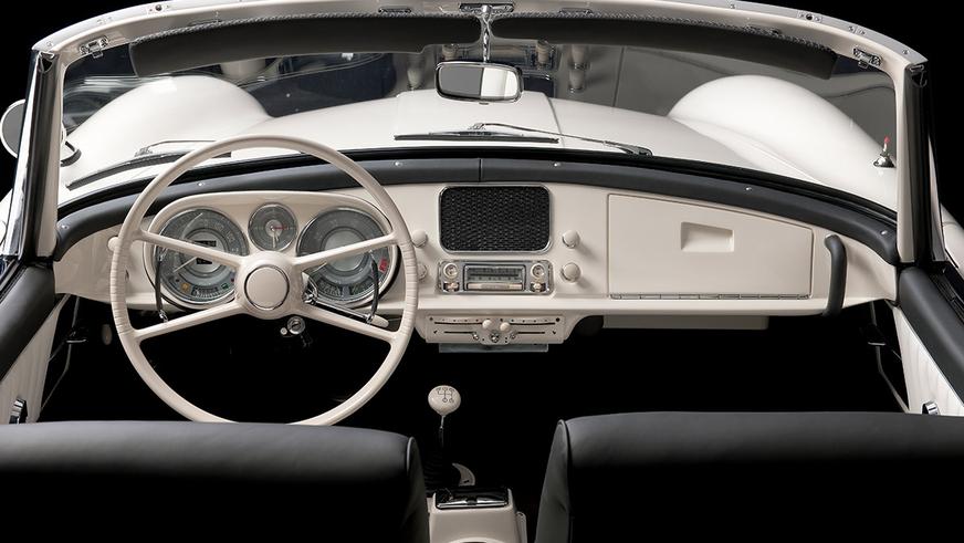 Обычный BMW Z4 превратился в ретрородстер за 288 тысяч евро