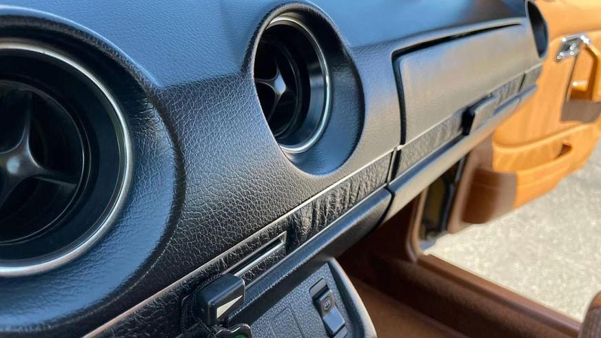 В продаже на Kolesa.kz. Экзотические предложения февраля