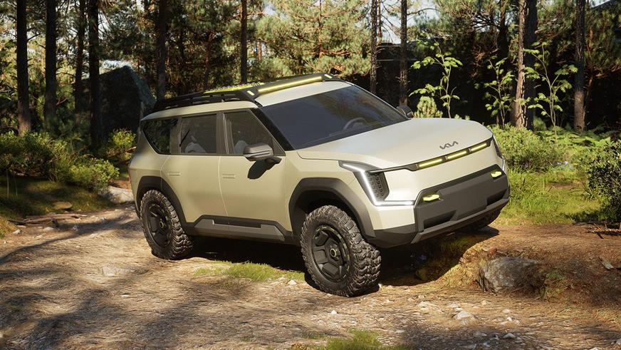 Kia подготовила к бездорожью электрические кроссовер и вэн