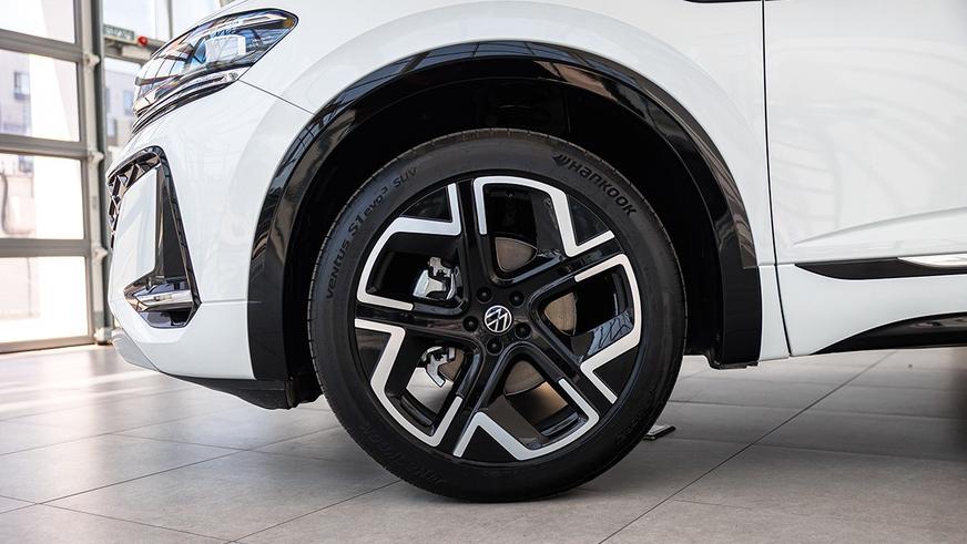 Volkswagen вернулся в Казахстан. Сколько стоят машины?
