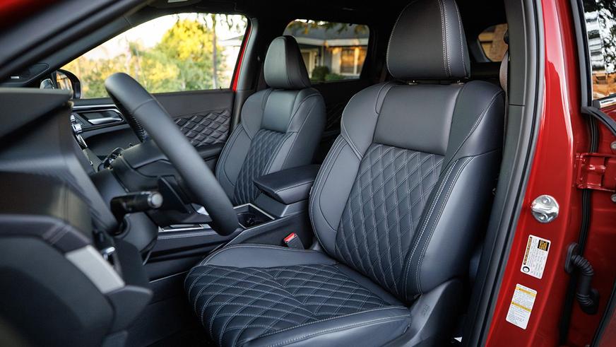 Mitsubishi Outlander стал первым плагин-гибридом Nissan в США