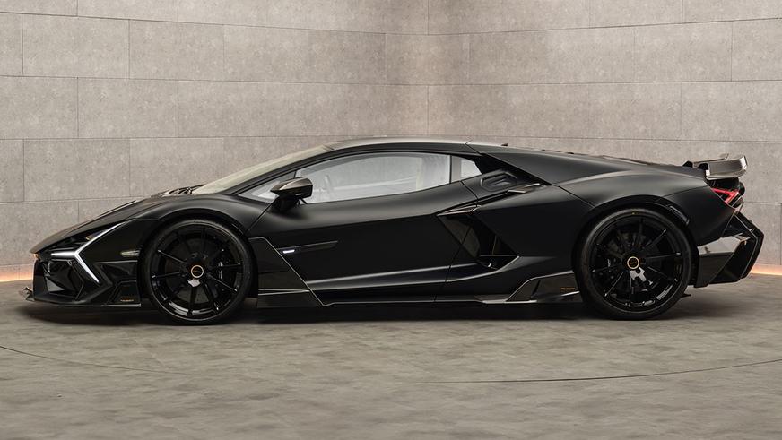 Плюс 55 сил и много карбона. В Mansory доработали Lamborghini Revuelto