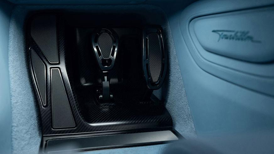 bugatti-tourbillon-26