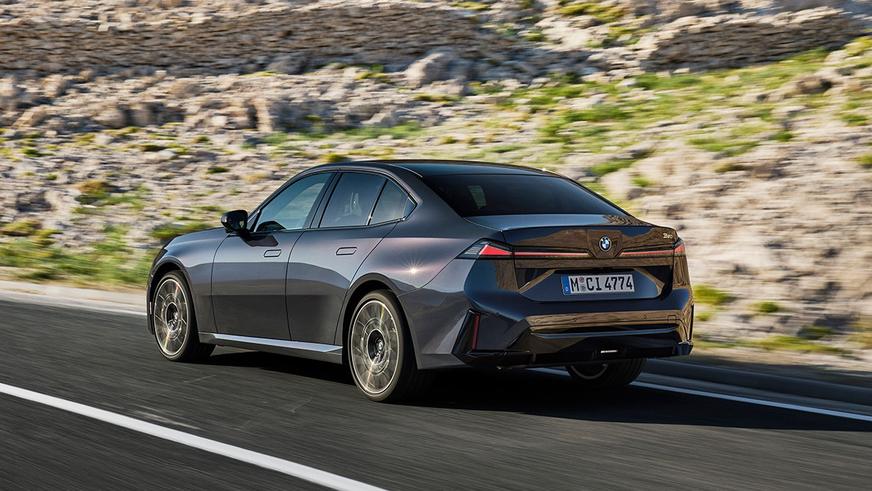 Представлена новая «трёшка», BMW 3-й серии